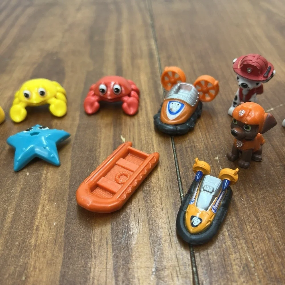 PAW Patrol Mini Figure Accessory Lot Zuma Rocky Marshall Skye Sea Patrol
